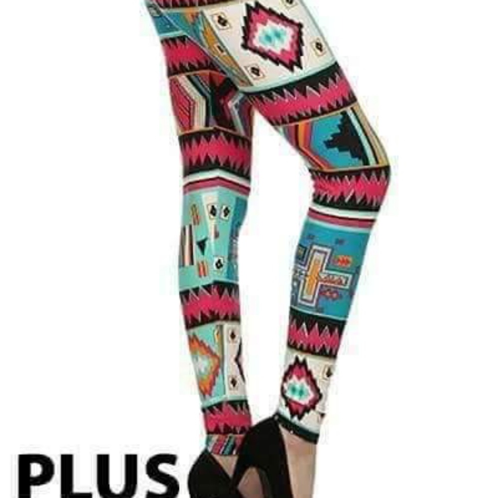 Super Plush Plus Bright Aztec Print Leggings